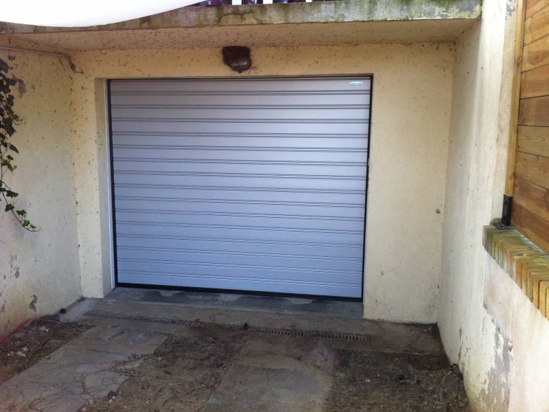 Portes de garage sectionnelles : porte de garage sectionnelle motorise. Wilco Yvelines 78