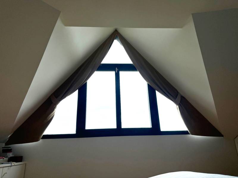 Fenêtres alu : fenêtre imposte triangulaire aluminium k-line sur mesure yvelines. Wilco Yvelines 78