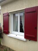 VOLETS BATTANTS ALU BORDEAUX