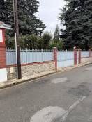 Portails et clotures alu : clôture traditionnelle ral 9006 aluminium sib villennes-sur-seine. Wilco Yvelines 78