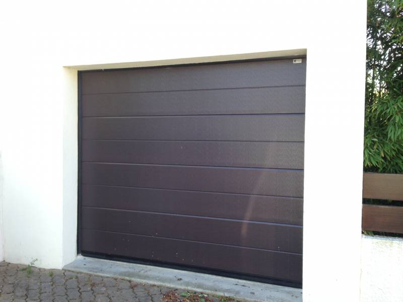 Portes de garage sectionnelles : porte de garage normstahl gris 7016. Wilco Yvelines 78