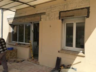 Fenêtres alu : chantier pendant pose chassis alu kline 78 yvelines. Wilco Yvelines 78