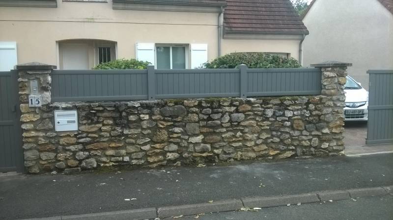 Portails et clotures alu : portail coulissant et clôture alu gris ral 9007t. Wilco Yvelines 78