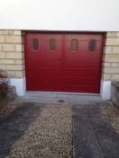 Porte de garage battante alu : porte de garage battante sib rouge 2 vantaux installé à houilles. Wilco Yvelines 78