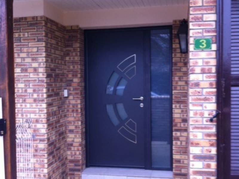 Portes d'entrée en aluminium : porte arene, avec décors. Wilco Yvelines 78