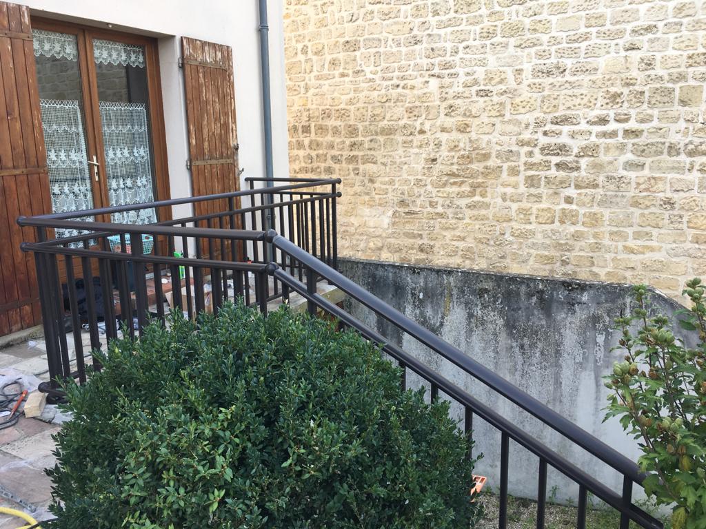 garde-corps-alu-barriere-de-terrasse-et-escaliers-conforme-a-la-norme-wilco-votre-specialiste garde-corps-alu-barriere-de-terrasse-et-escaliers-conforme-a-la-norme-wilco-votre-specialiste