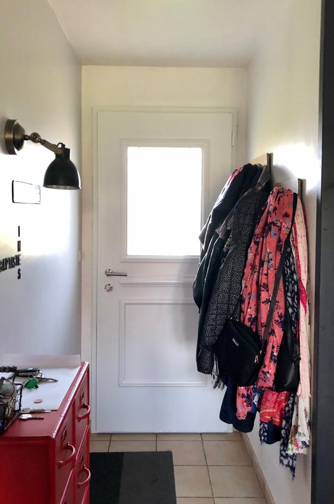 porte-creative-bicolore-blanc-interieur-wilco-orgeval-et-chatou-expert-menuiseries-k-line porte-creative-bicolore-blanc-interieur-wilco-orgeval-et-chatou-expert-menuiseries-k-line