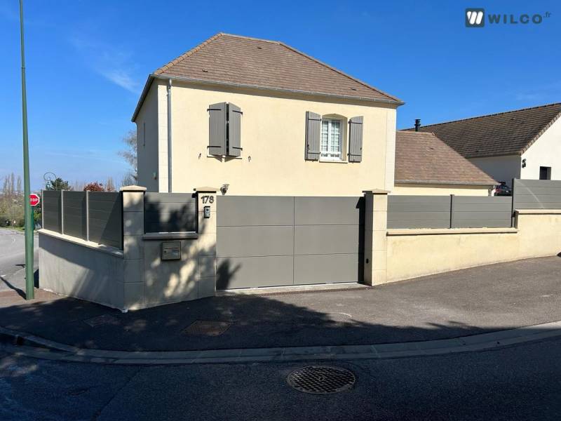 Portail aluminium et sa clôture assortie sib Portails et clotures alu : portail aluminium et sa clôture assortie sib. Wilco Yvelines 78