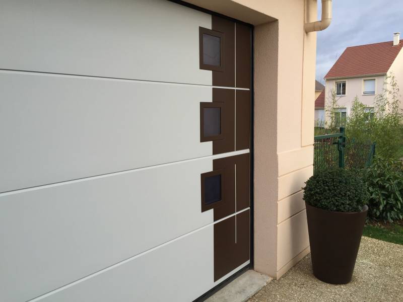 Portes de garage sectionnelles : porte sectionnelle supérior + 42. Wilco Yvelines 78