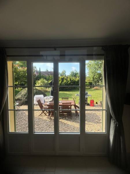 Fenêtres pvc : porte fenêtre avec deux fixes pvc lorebat à courgent. Wilco Yvelines 78