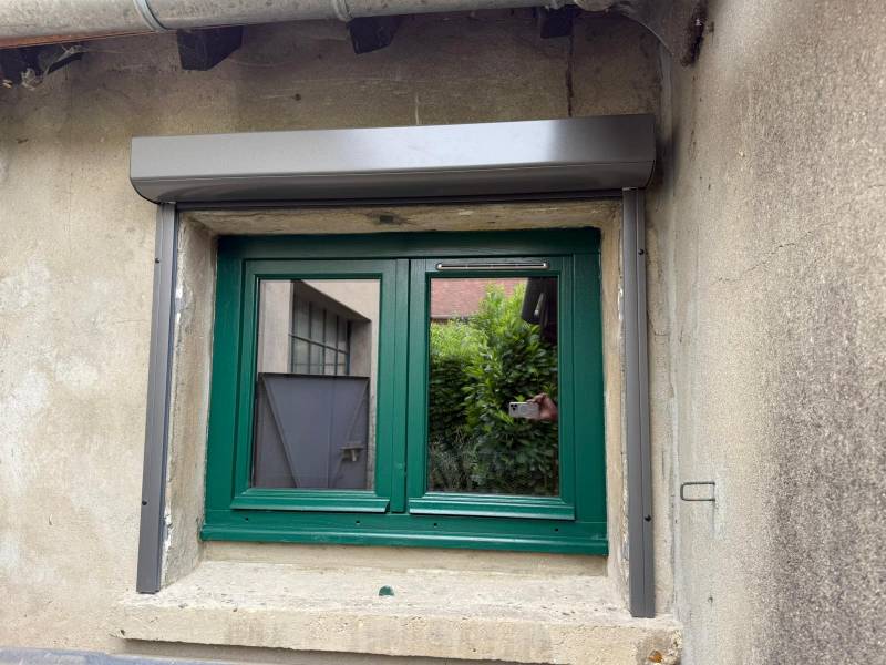 Volets roulants : volet roulant pour fenêtre en bois dans les yvelines. Wilco Yvelines 78