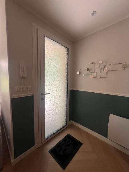 Portes d'entrée en aluminium : porte d'entrée vitrée luminescence de k-line yvelines - intérieur. Wilco Yvelines 78