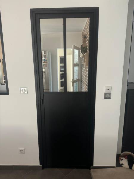 Portes d'entrée en aluminium : porte verrière en aluminium neves à chanteloup-les-vignes. Wilco Yvelines 78