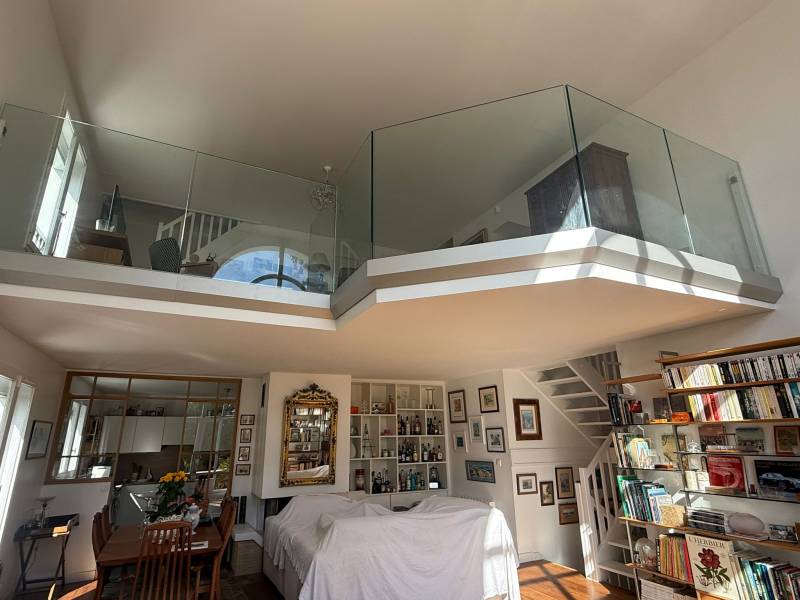 Garde-corps : garde-corps en verre sur mesure dans les yvelines- vue 01. Wilco Yvelines 78