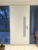 Portes d'entrée en aluminium : porte k line double fixe, avec décors. Wilco Yvelines 78