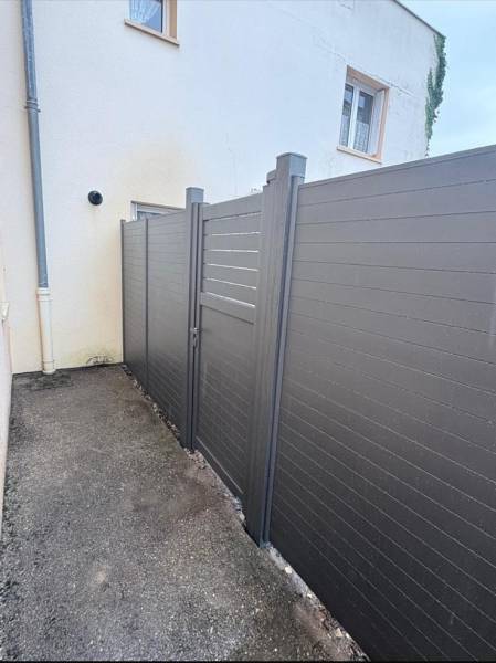 Claustras alu : claustra cadiou aluminium à vernouillet - extérieur. Wilco Yvelines 78